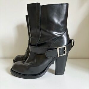 Chloe Black Calfskin Leather Grunge Moto Heel Boots 38 EU 8 US 2010s